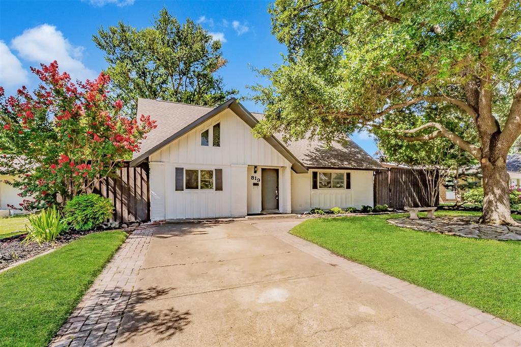 819 Brentwood Lane
