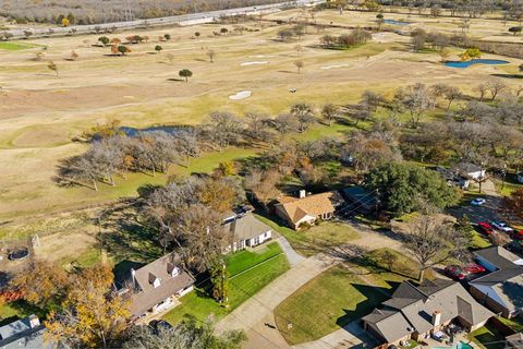 A home in Crandall