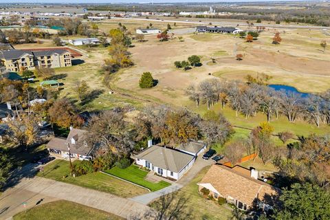 A home in Crandall