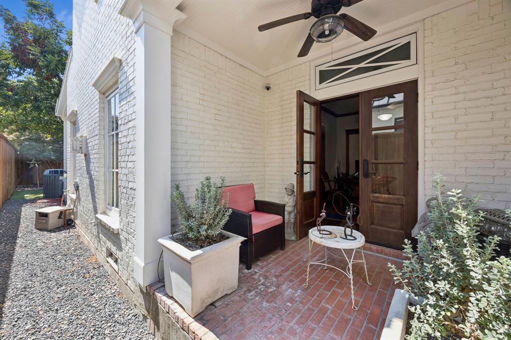 Caruth Hills 10 - Residential