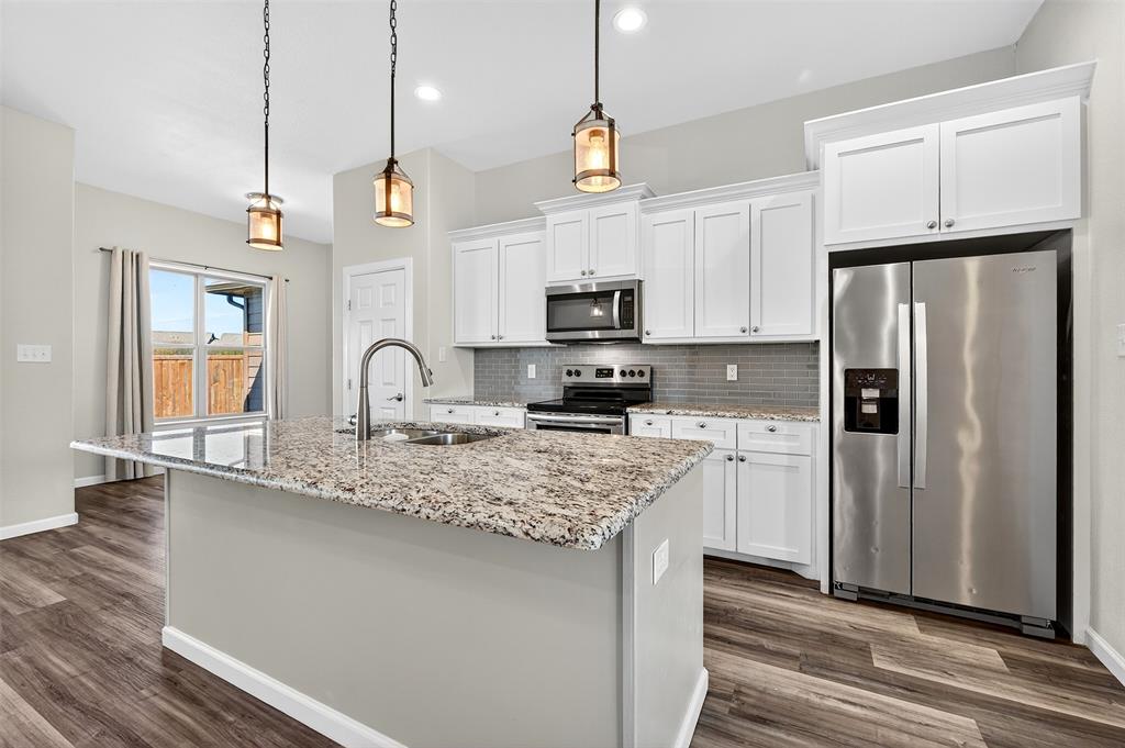 BROOKSTONE ESTATES ADDITION - Residential Lease