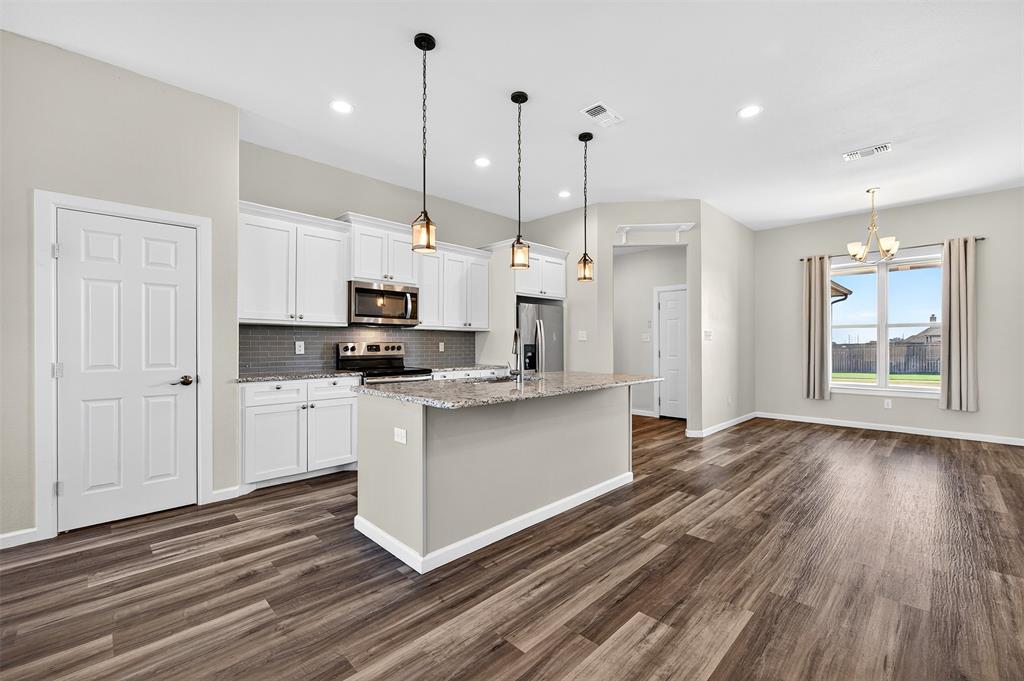 BROOKSTONE ESTATES ADDITION - Residential Lease