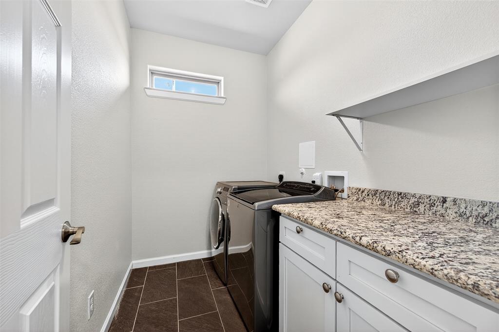 BROOKSTONE ESTATES ADDITION - Residential Lease