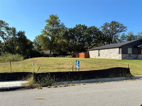 2380 Miller Street Denison TX 75020