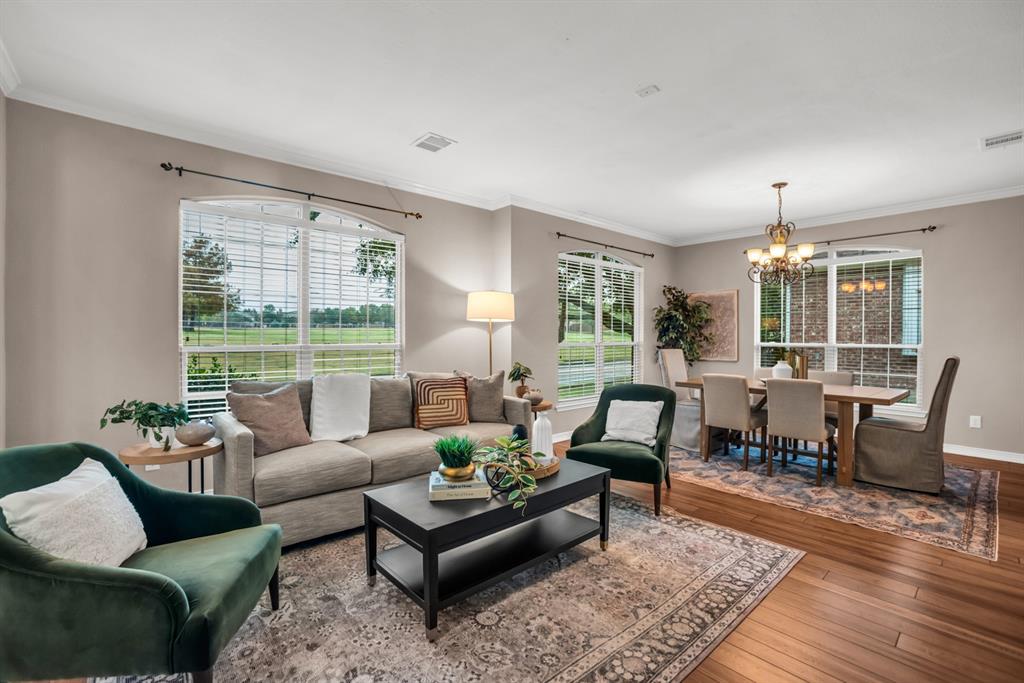 2909 Oakland Hills Drive