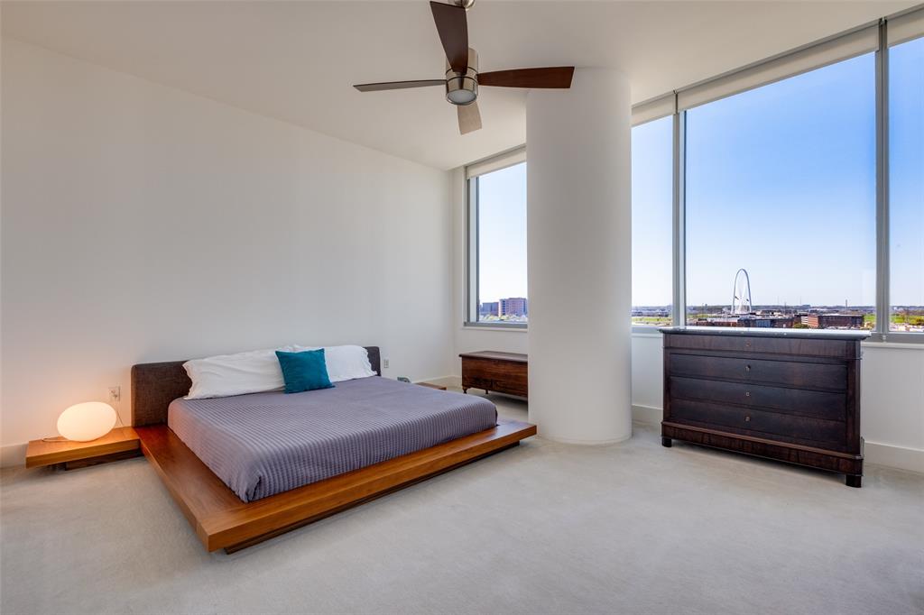 2200 Victory Avenue 707