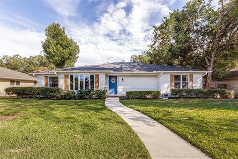 5208 Elkridge Drive Dallas TX 75227