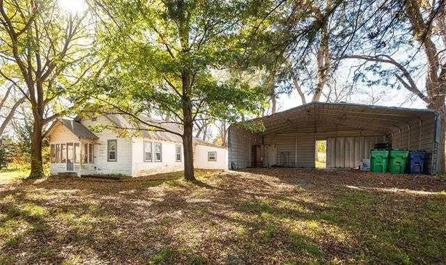 2198 S Airport Drive