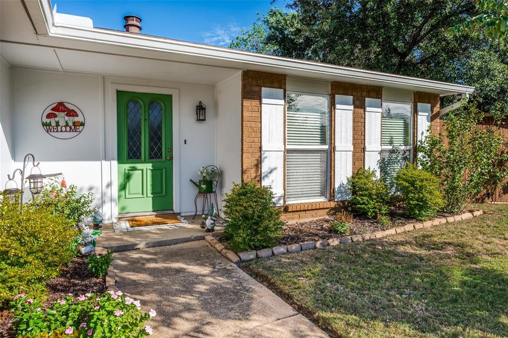 7232 Whitewood Drive