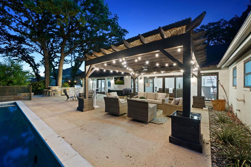 Throop F 1511 Add - Residential