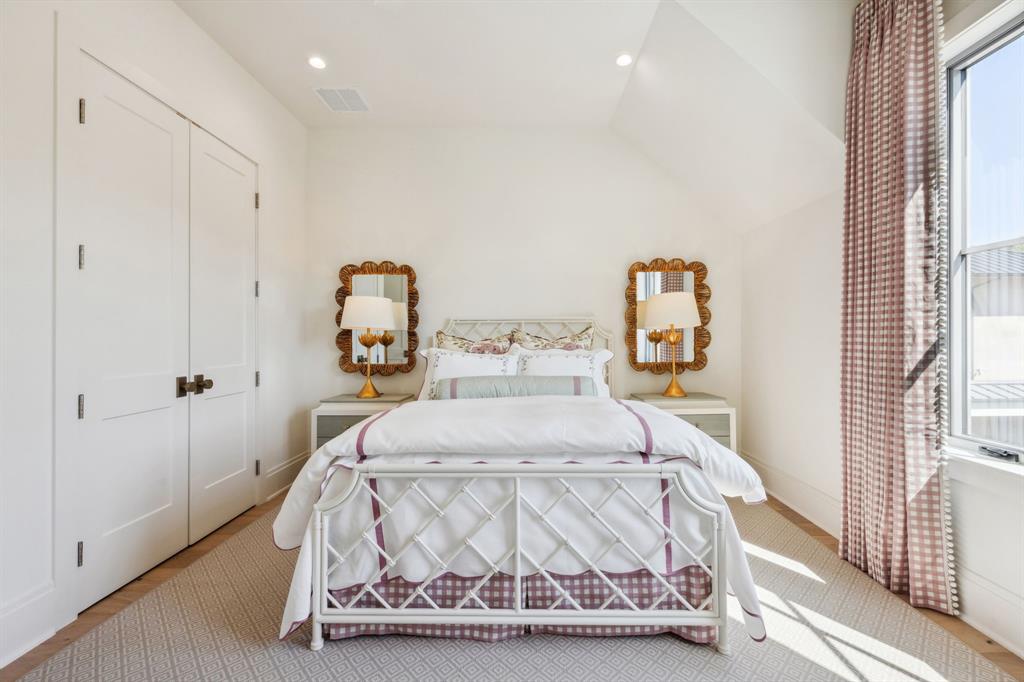 Long Cove - Residential