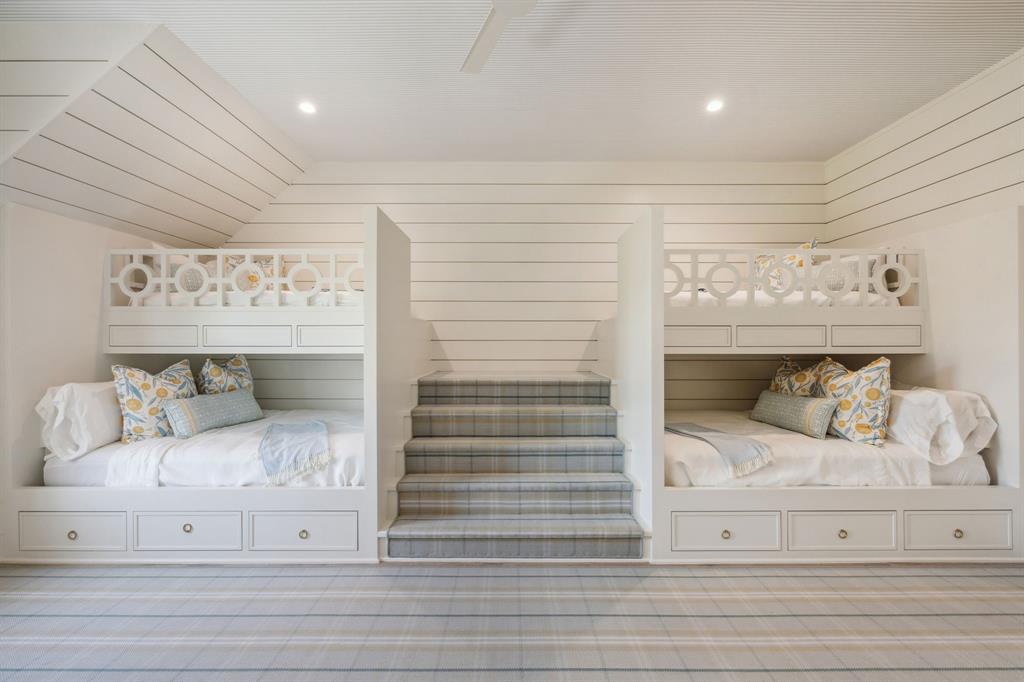 Long Cove - Residential