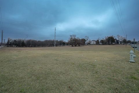 5220 Duck Creek Drive Garland TX 75043