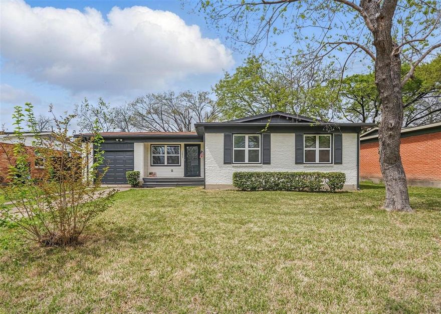 Beautifully updated three-bed, two-bath home with garage in the heart of Casa View. This charming home showcases newly restored original hardwoods throughout, quartz countertops, master bath with a custom tiled walk-in shower, and a huge backyard for family gatherings. Recent updates include HVAC system, water heater, windows, electrical panel, and garage door & opener. Having these items all updated will provide peace of mind and low maintenance for your new home!  Come schedule a showing today!