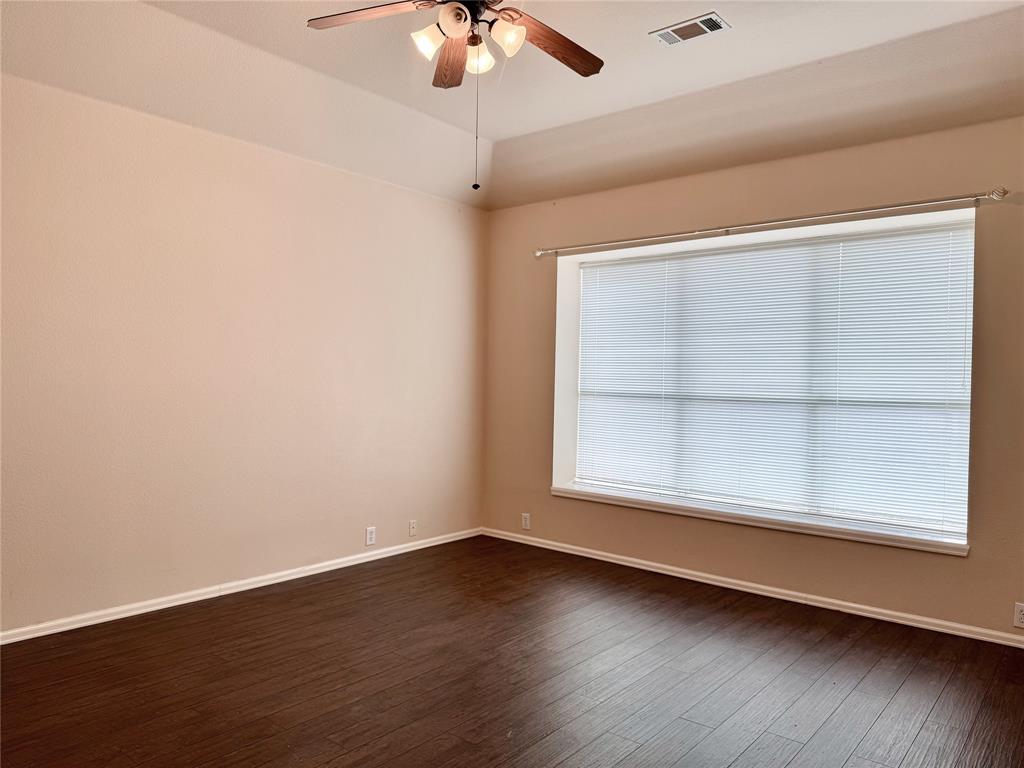 BEECHWOOD CREEKS - Residential Lease