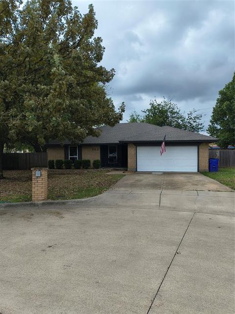 732 Kensington Lane Mansfield TX 76063