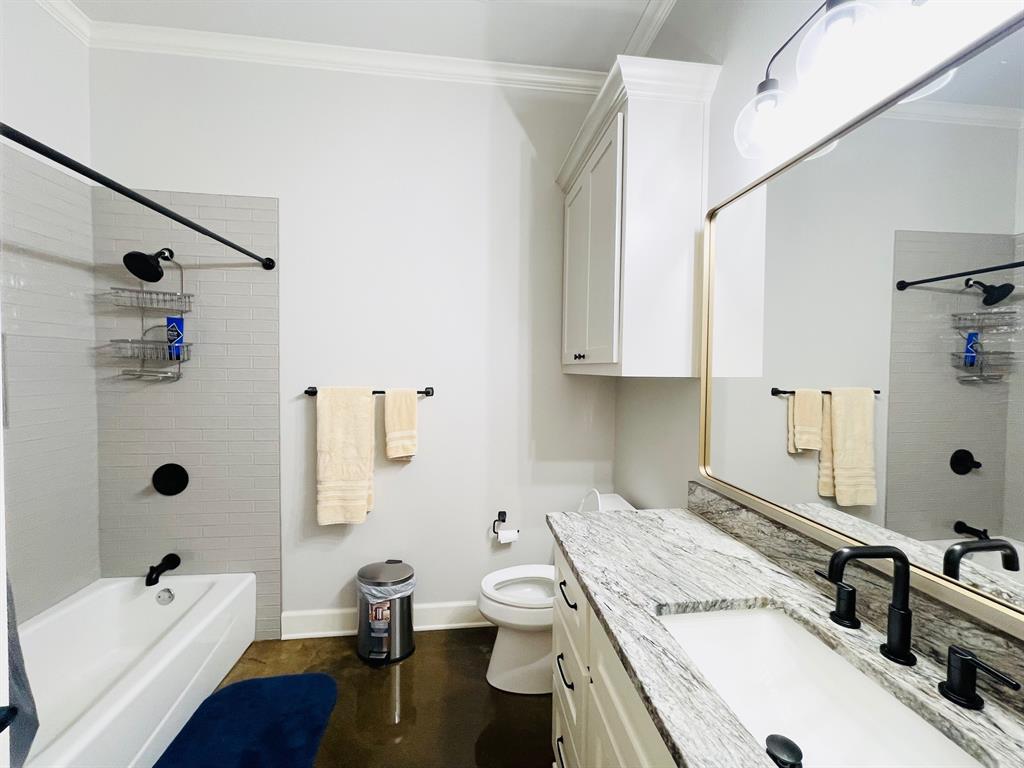 Lands End - Residential