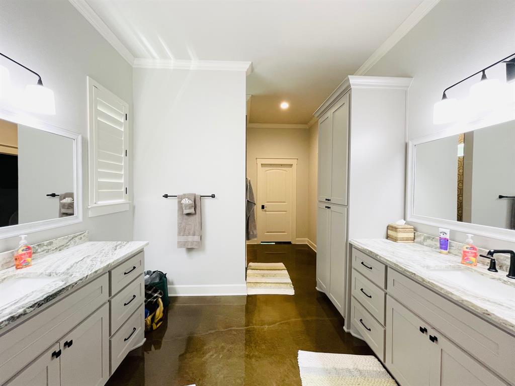 Lands End - Residential