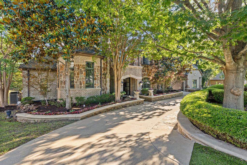 2 Terrabella Lane