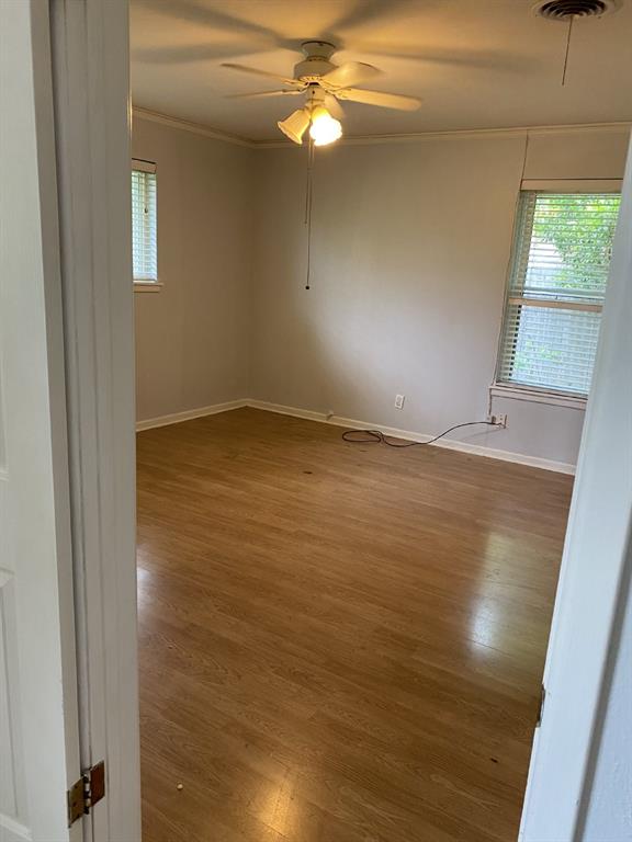 7004 Meadowbrook Drive