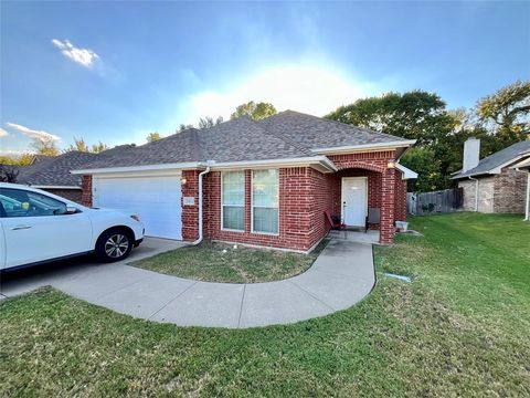 2413 Rivers Edge Drive Fort Worth TX 76118