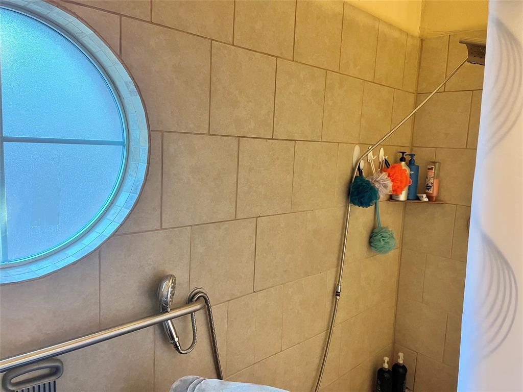 2413 Rivers Edge Drive