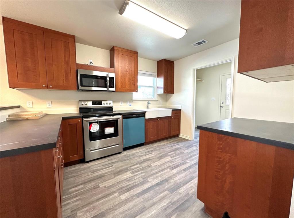 313 SW 14th Avenue