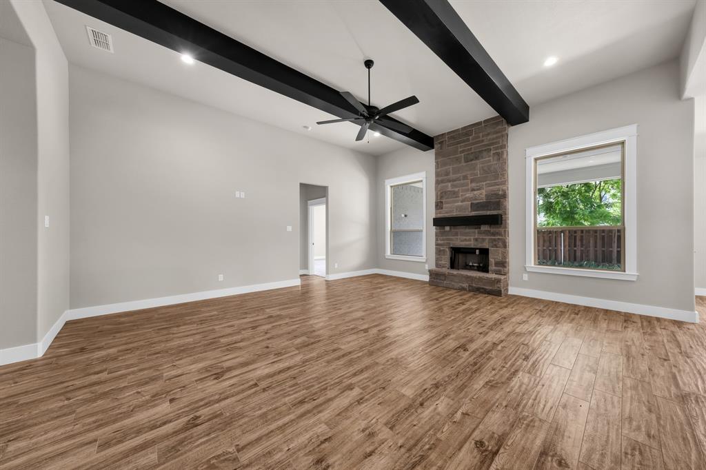 Photo 5 of 29 of 225 Belmont Drive house