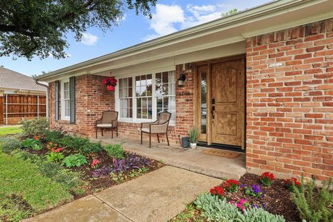 10106 Crestover Circle Dallas TX 75229