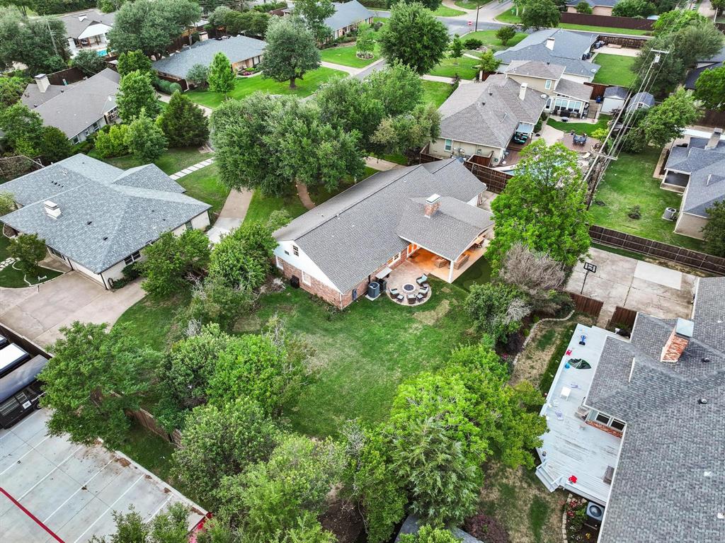 Walnut Hills Manor - Residential