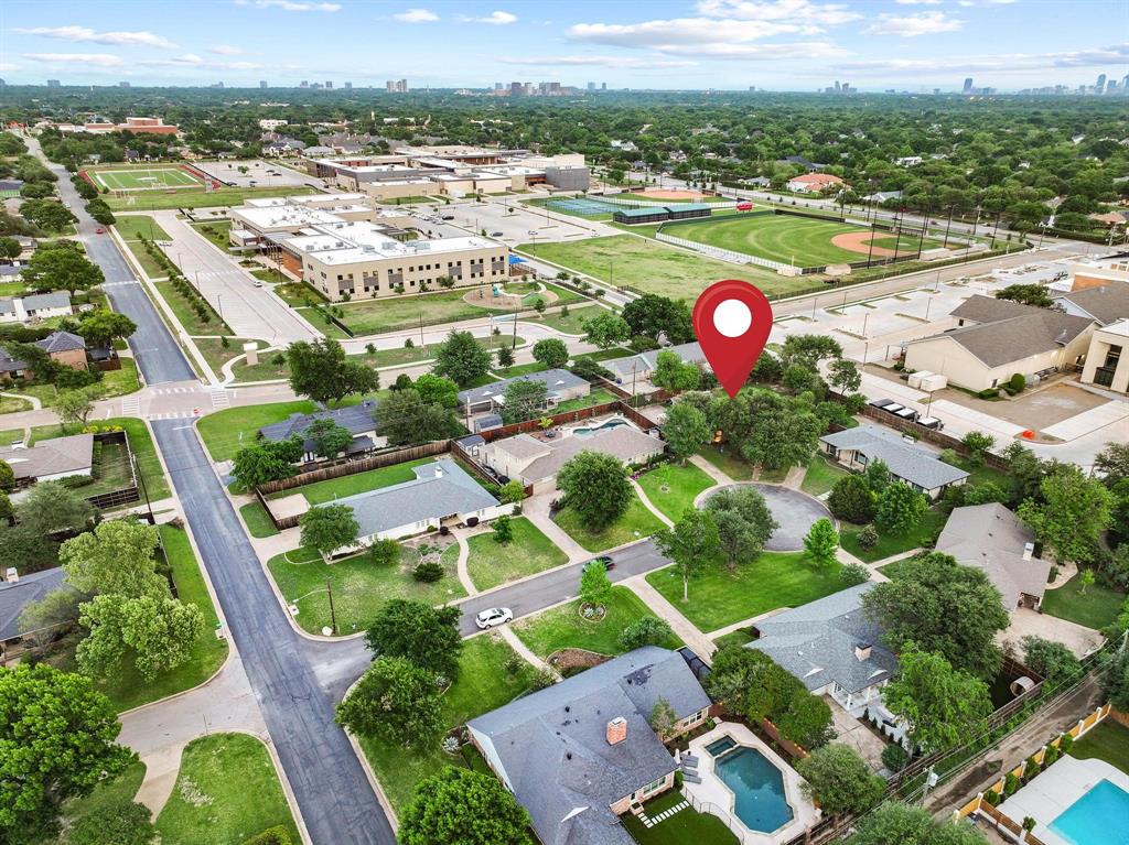 Walnut Hills Manor - Residential