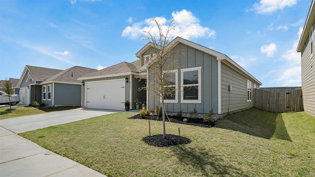 9949 Voyager Lane