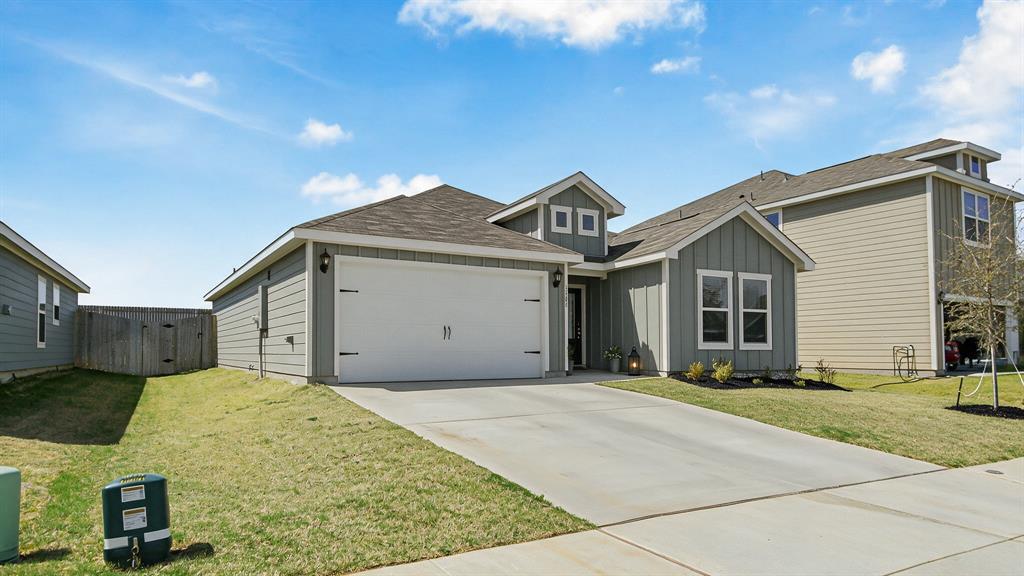 9949 Voyager Lane