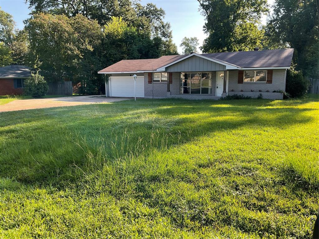 Shreveport, Louisiana 71107, United States, 3 Bedrooms Bedrooms, ,1 BathroomBathrooms,Residential,Active,205874