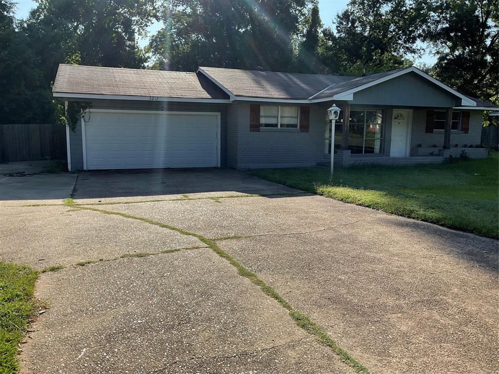 Shreveport, Louisiana 71107, United States, 3 Bedrooms Bedrooms, ,1 BathroomBathrooms,Residential,Active,205874