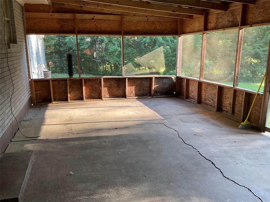 Shreveport, Louisiana 71107, United States, 3 Bedrooms Bedrooms, ,1 BathroomBathrooms,Residential,Active,205874