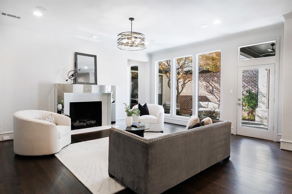 Glen Abbey - Residential