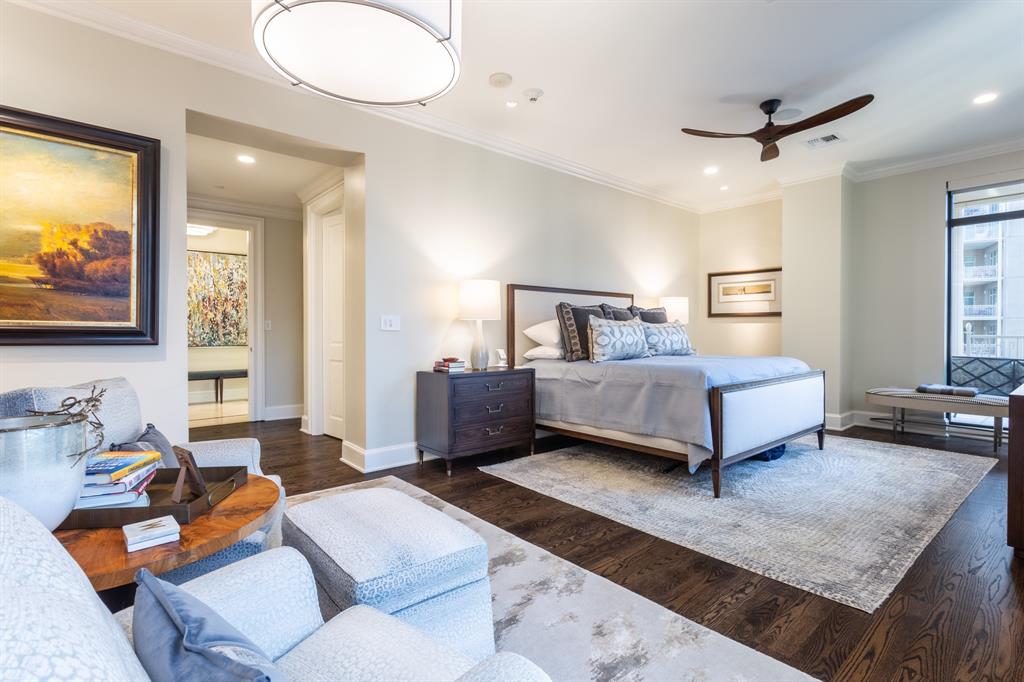 Ritz-Carlton Residences - Residential