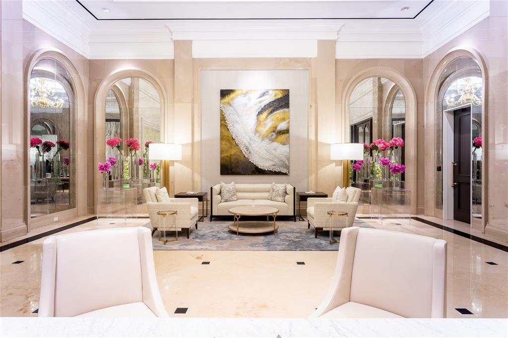 Ritz-Carlton Residences - Residential