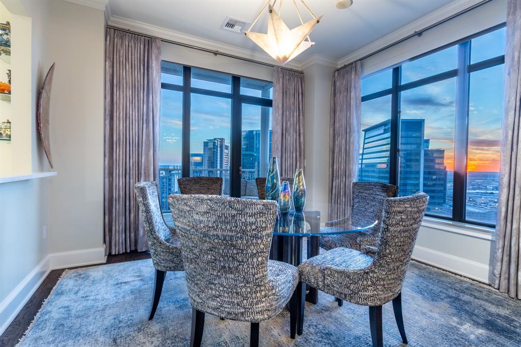 Ritz-Carlton Residences - Residential