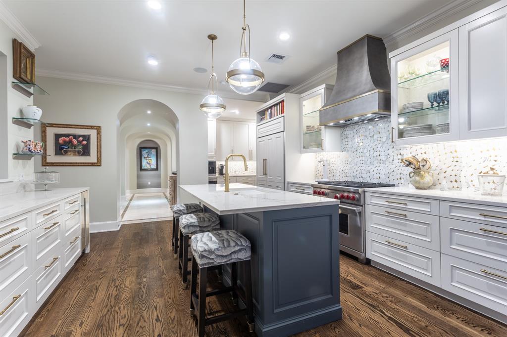 Ritz-Carlton Residences - Residential