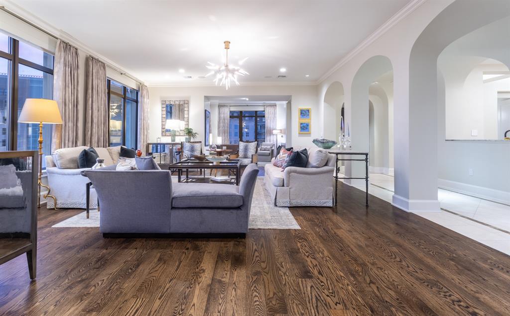 Ritz-Carlton Residences - Residential