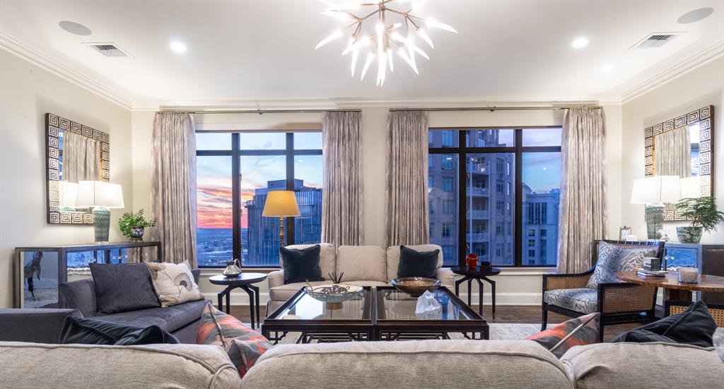 Ritz-Carlton Residences - Residential