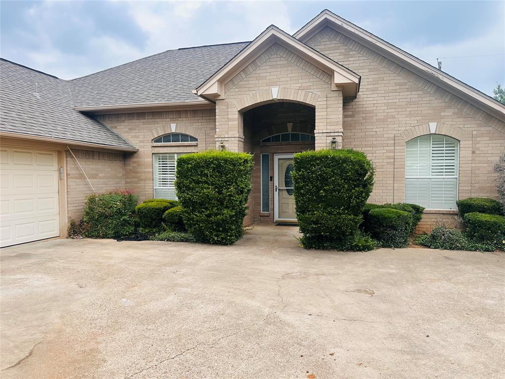 705 Quail Walk