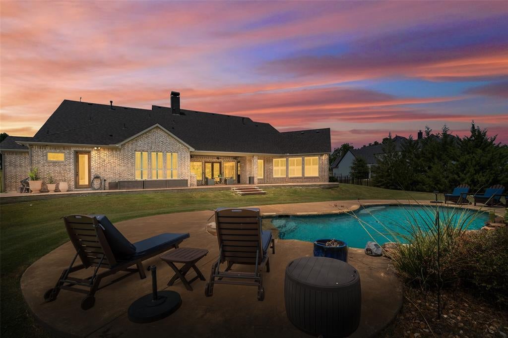 4640 Lake Breeze Drive