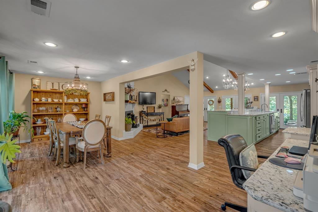 WALKER, JOSIAH SURVEY ABSTRACT 1604 TRACT 6D0 - Residential