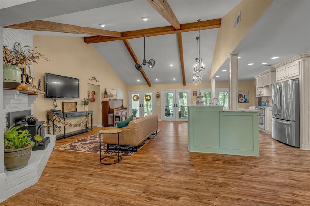 WALKER, JOSIAH SURVEY ABSTRACT 1604 TRACT 6D0 - Residential