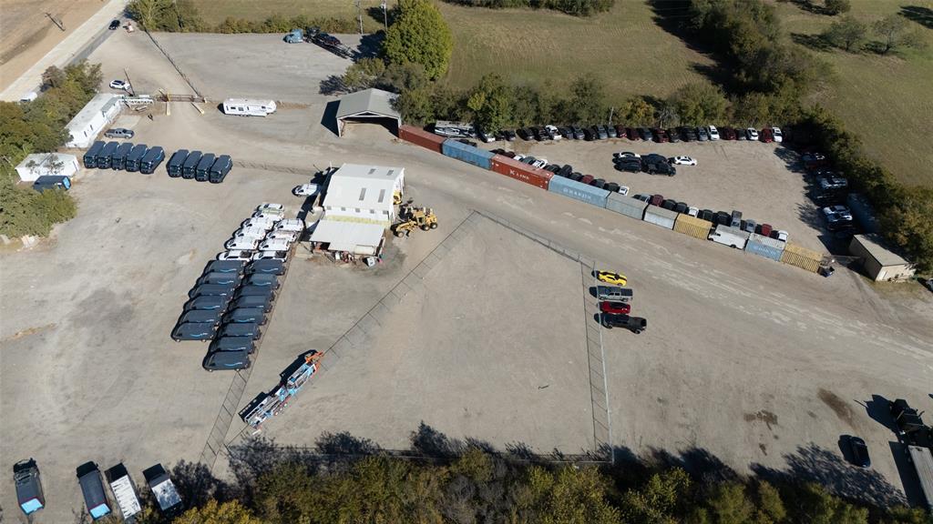 no - Commercial Lease