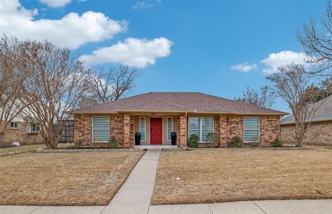 3201 Kingswood Drive Garland TX 75040