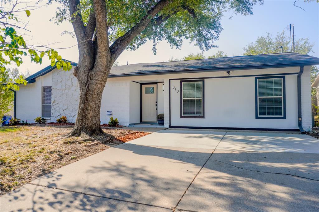 313 Boulder Court